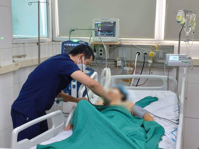 Nhiều bệnh nhân nặng, tử vong do sốt xuất huyết - Ảnh 2. Nhiều bệnh nhân nặng, tử vong do sốt xuất huyết - Ảnh 2.