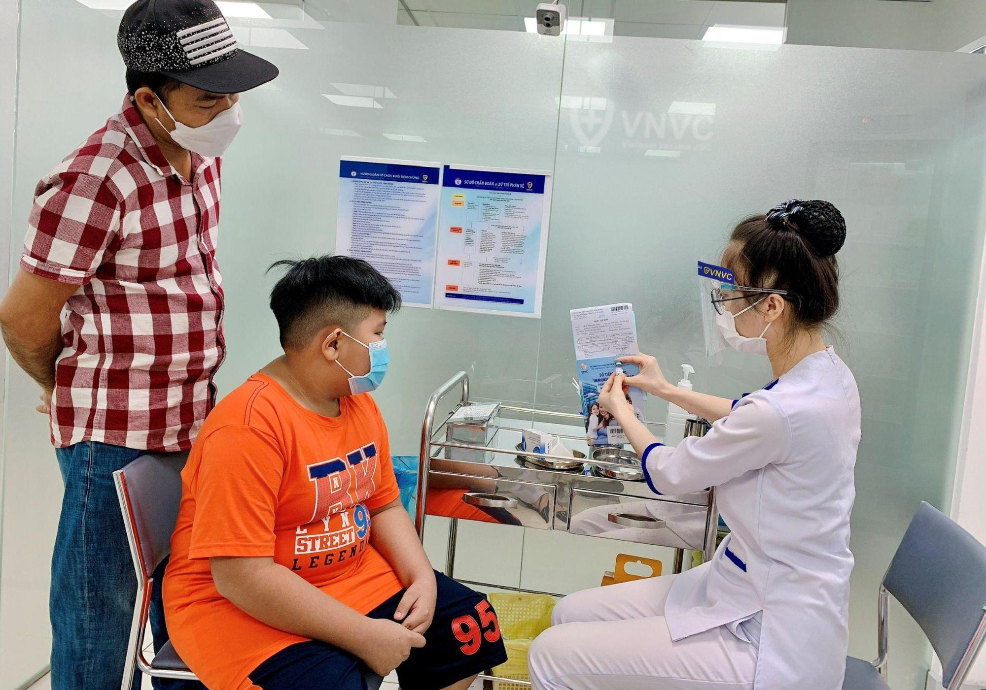Bảo vệ trẻ trước các bệnh về não và hô hấp đầu năm học mới - Ảnh 2. Bảo vệ trẻ trước các bệnh về não và hô hấp đầu năm học mới - Ảnh 2.