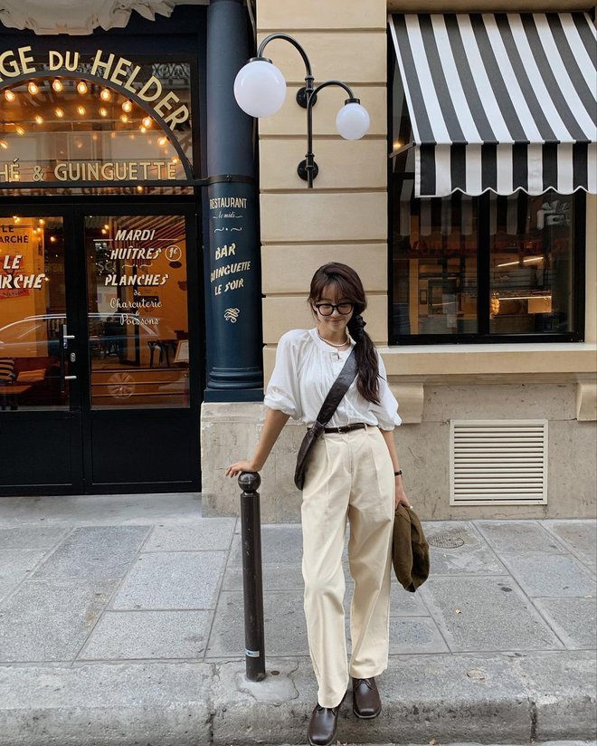 Học nữ blogger người Hàn sống ở Pháp cách lên đồ thanh lịch, trẻ trung đầu thu - Ảnh 7.
