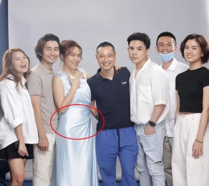 Muôn kiểu phản ứng của mỹ nhân Việt trước tin đồn bầu bí - Ảnh 3. Muôn kiểu phản ứng của mỹ nhân Việt trước tin đồn bầu bí - Ảnh 3.