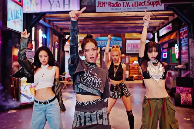 Born Pink của BLACKPINK: Màu sắc âm nhạc có chiều sâu hơn nhưng hạn chế ở phần ca từ? - Ảnh 3. Born Pink của BLACKPINK: Màu sắc âm nhạc có chiều sâu hơn nhưng hạn chế ở phần ca từ? - Ảnh 3.