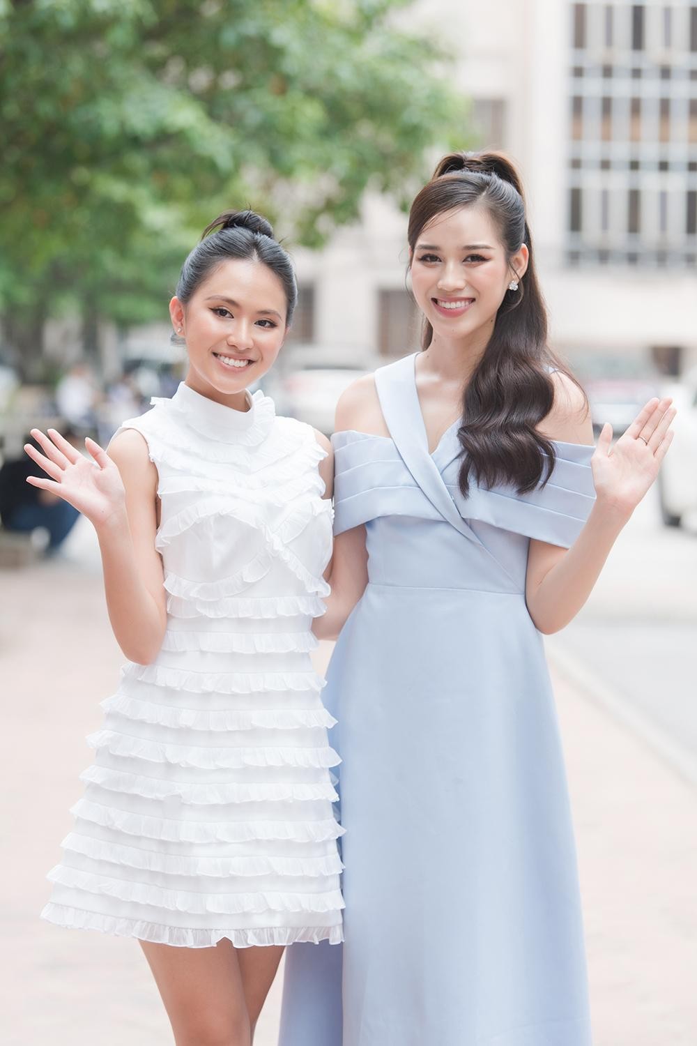 Đỗ Thị Hà catwalk trong buổi tuyển sinh Hoa hậu Việt Nam 2022 - Ảnh 1.