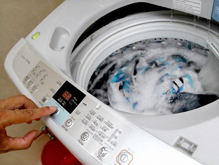 Sử dụng máy giặt thực ra phức tạp hơn bạn nghĩ rất nhiều, không biết cách là quần áo bẩn lại giảm tuổi thọ nhanh - Ảnh 5.