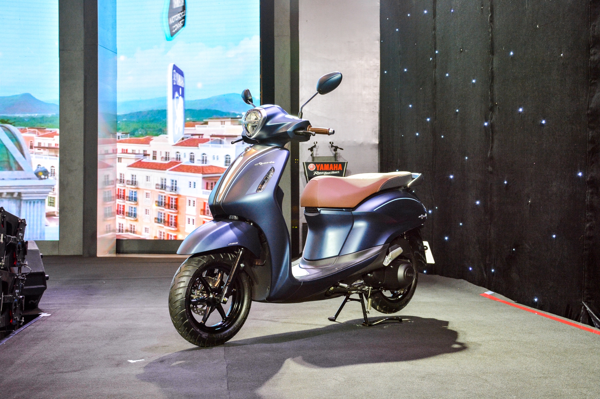 Chi tiết Yamaha Grande 2022 vừa ra mắt VN: Giá từ 45,9 triệu đồng, thiết kế mới, đầy bình đi được gần 241 km - Ảnh 20.