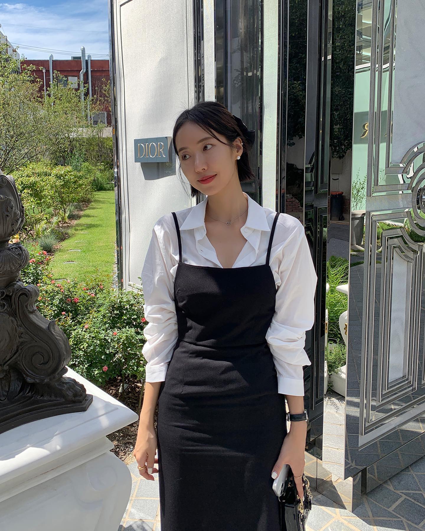 Áo khoác ngoài dễ thương/ Áo ulzzang mặc ngoài váy hai dây đi biển, du lịch  sexy cá tính Hàn Quốc | Shopee Việt Nam
