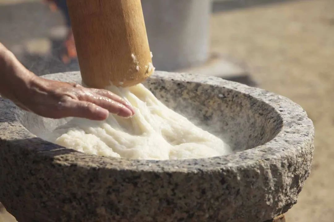 Bánh gạo Nhật Bản trở thành 'kẻ sát nhân thầm lặng' lấy mạng vô số người, đặc biệt là người cao tuổi - Ảnh 3.