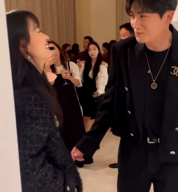 Hyungsikness  Park Hyungsik on Chanel event 20192805  Facebook