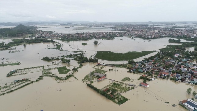 Nguy cơ cao xảy ra lũ quét, sạt lở đất tại 22 huyện ở Bắc Trung Bộ - Ảnh 1.