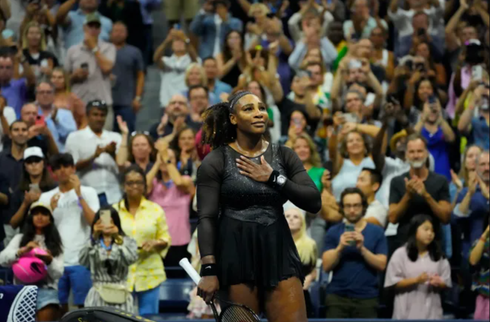 Cuộc chia tay đẫm nước mắt của huyền thoại quần vợt Serena Williams: 'Cảm ơn tất cả mọi người' - Ảnh 10.