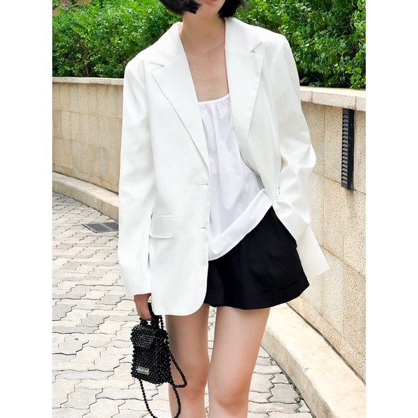 Học lỏm gu thời trang tối giản cực trẻ trung của nữ Youtuber Hàn Quốc nổi tiếng - Ảnh 30.