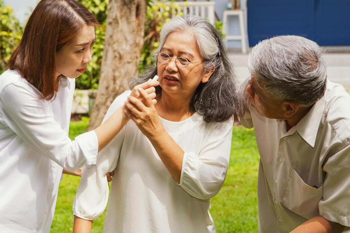 Đủ dưỡng chất mẹ cha thêm khỏe, đủ yêu thương hạnh phúc sẽ đong đầy - Ảnh 1.