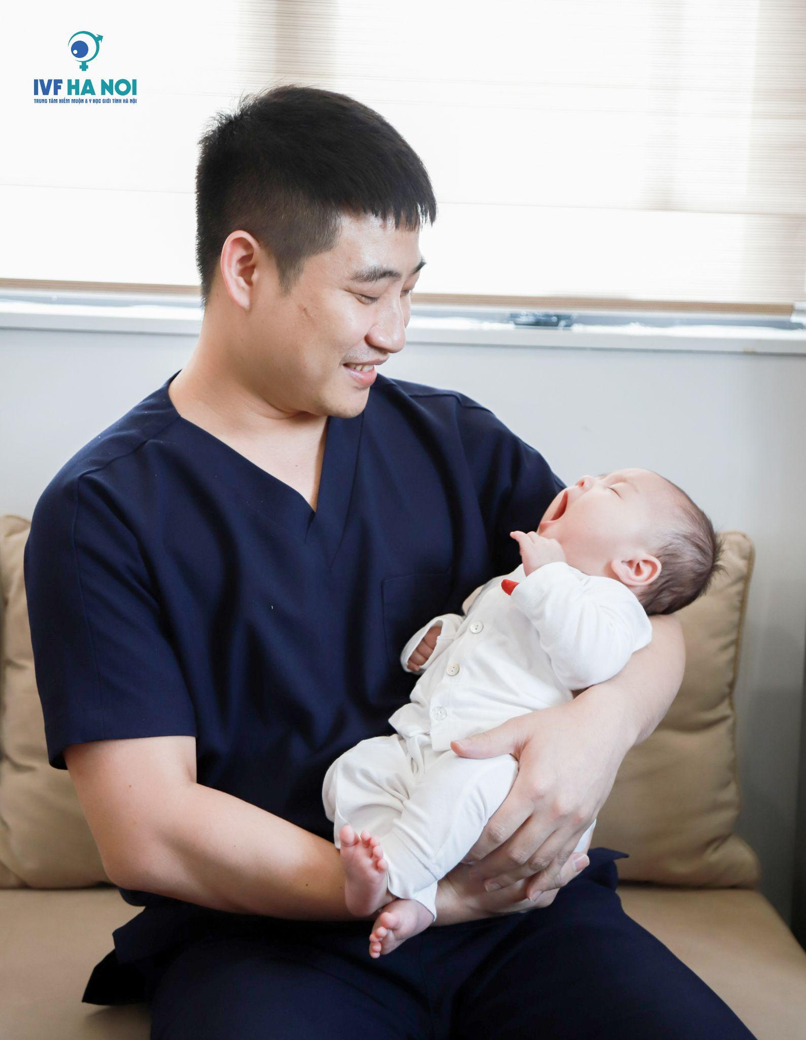 Người cha của hàng ngàn em bé IVF: Thật hạnh phúc khi là một bác sĩ hỗ trợ sinh sản - Ảnh 4.