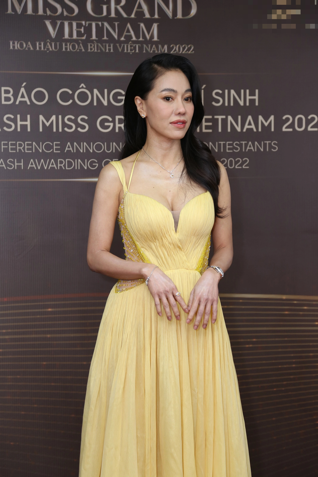 Á hậu Bảo Ngọc đọ dáng siêu mẫu Anh Thư trên thảm đỏ Miss Grand Vietnam - Ảnh 16.
