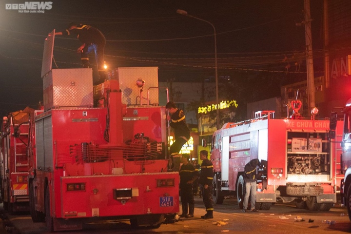 Cháy quán karaoke ở Bình Dương: 33 nạn nhân thiệt mạng, kết thúc tìm kiếm - Ảnh 1.