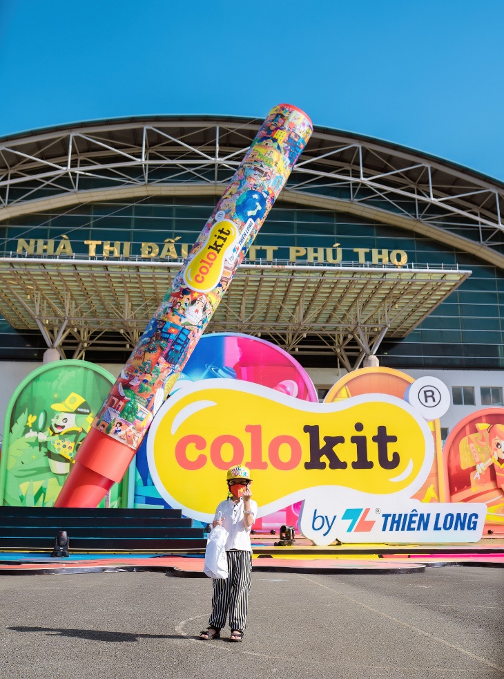 Các gia đình hào hứng tham gia Ngày hội sắc màu – Mega Color Event - Ảnh 1.