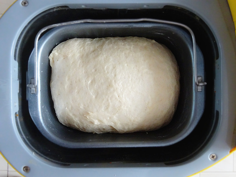 Mát trời làm bánh mì chuột nhỏ xinh bằng nồi chiên không dầu vừa dễ lại vừa ngon - Ảnh 3.