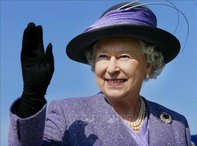 Vương quốc Anh bắt đầu quốc tang Nữ hoàng Elizabeth II - Ảnh 1.