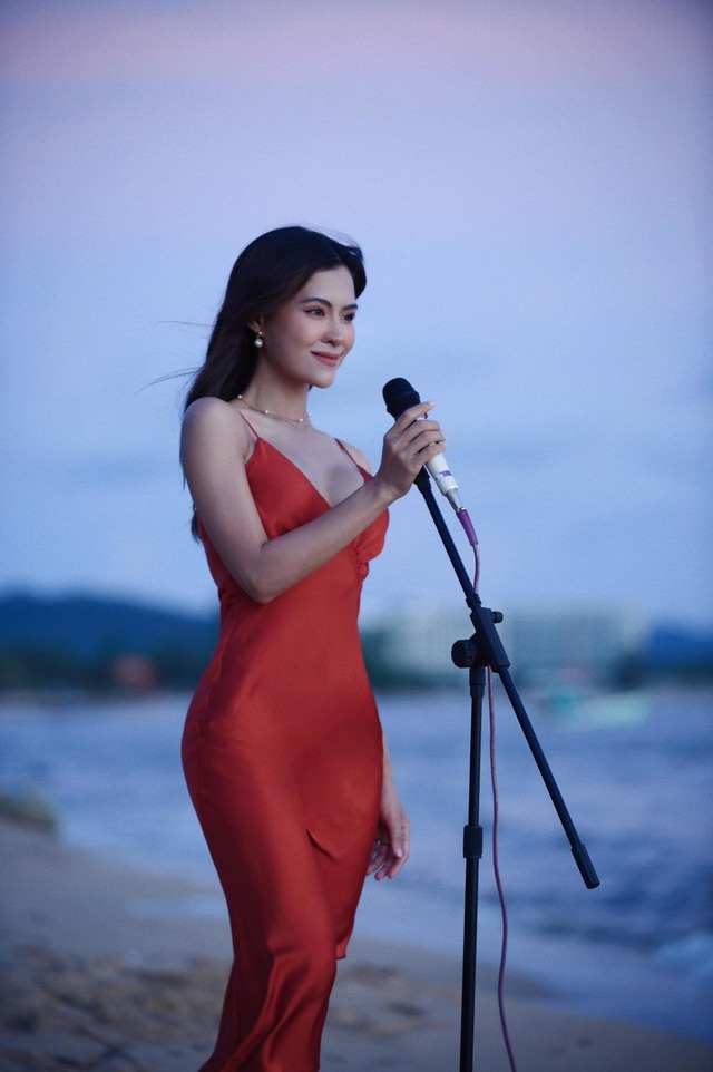 Hà Nhi - 'Ngôi sao phòng trà' mới nổi, từng là top 4 Vietnam Idol - Ảnh 7.