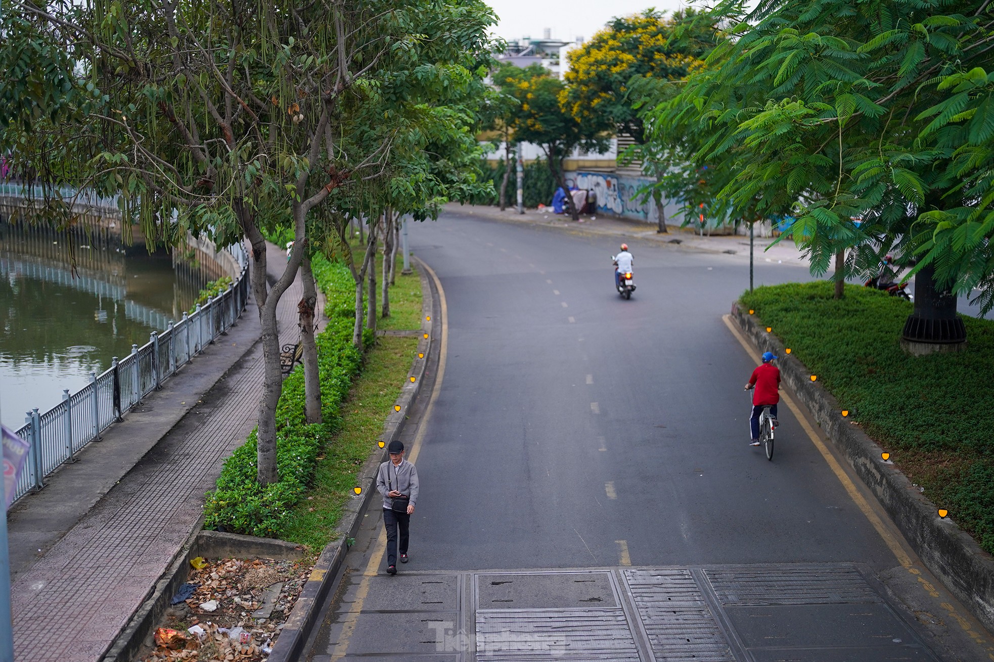 Có một TPHCM rất khác trong sáng đầu năm 2023 - Ảnh 8.