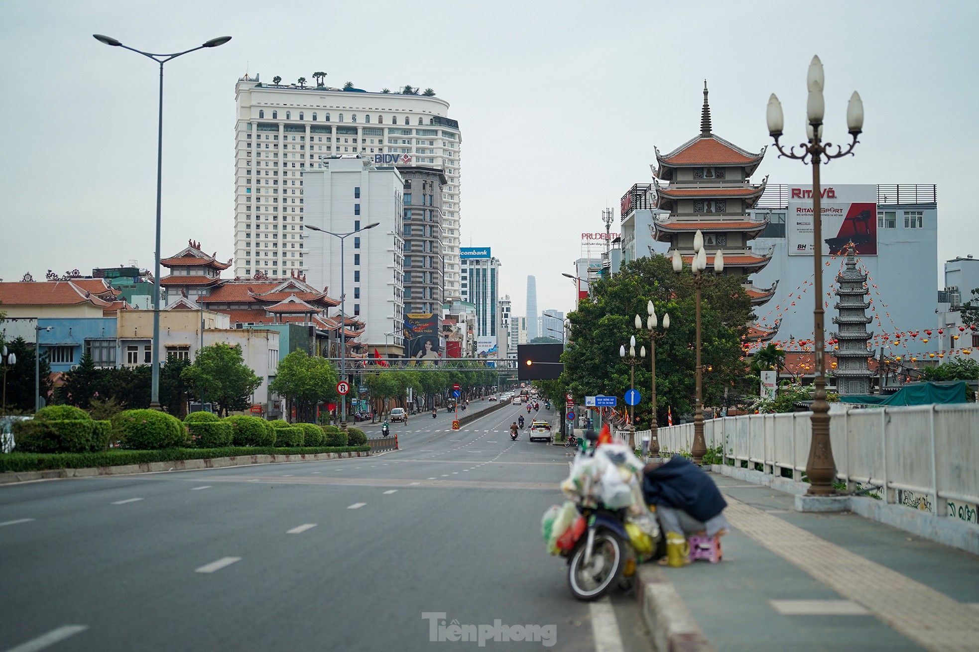 Có một TPHCM rất khác trong sáng đầu năm 2023 - Ảnh 7.