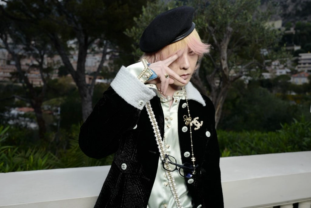 G-Dragon lộ bằng chứng hẹn h&ograve; ch&aacute;u g&aacute;i tập đo&agrave;n mua sắm tỷ đ&ocirc; lớn nhất xứ H&agrave;n, người trong cuộc phản ứng ra sao? - Ảnh 2.