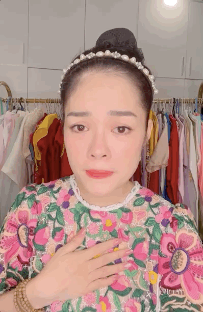 Thực hư việc Dương Cẩm Lynh kêu gọi quyên góp để trả nợ 6 tỷ - Ảnh 2. Thực hư việc Dương Cẩm Lynh kêu gọi quyên góp để trả nợ 6 tỷ - Ảnh 2.