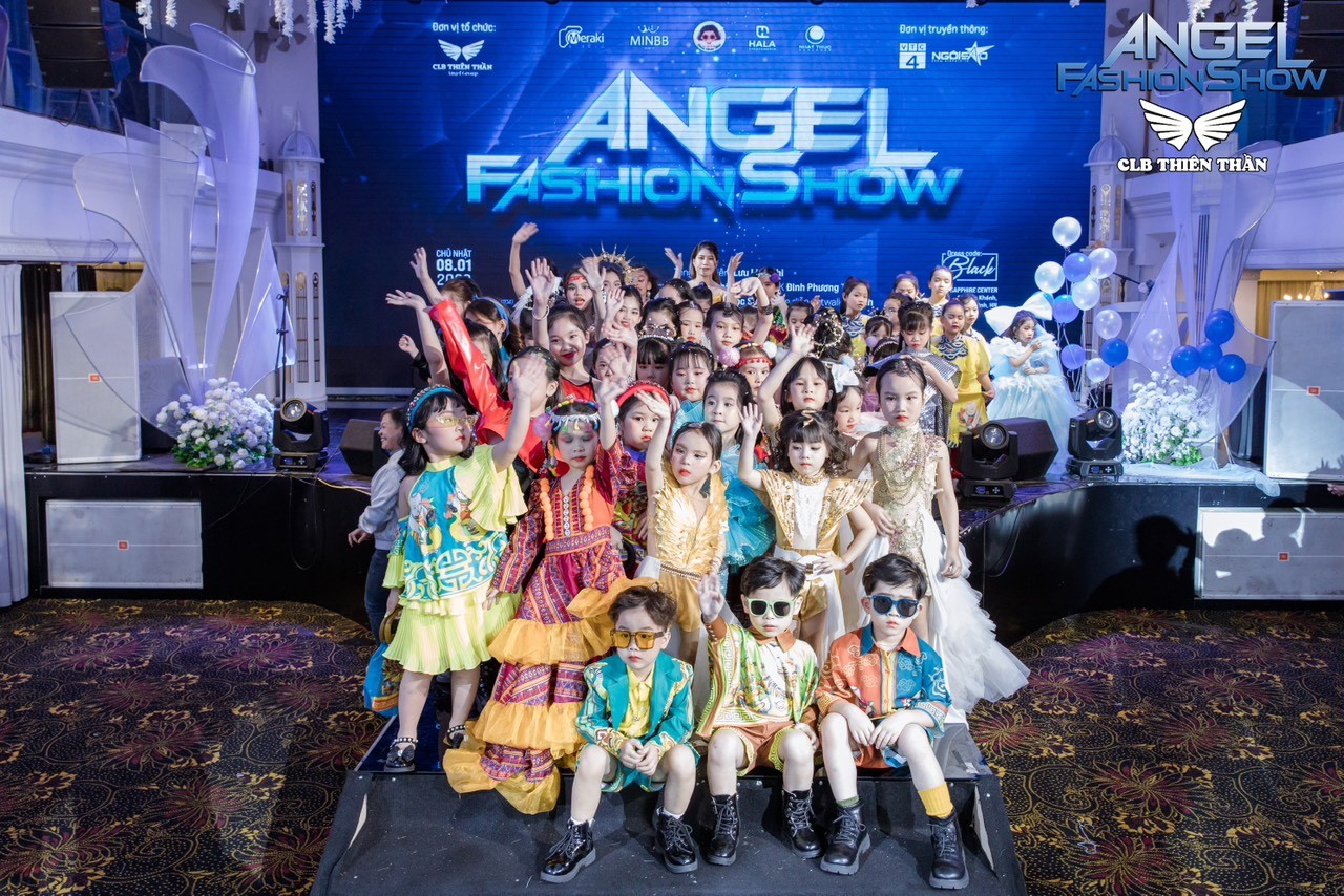 Ấn tượng với những thiết kế độc đ&aacute;o, &yacute; nghĩa tại Angel Fashion Show - Ảnh 1.