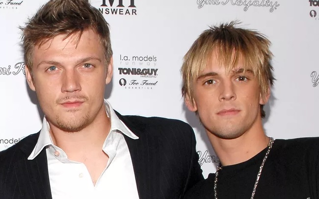 Nick Carter ra mắt ca khúc mới tưởng nhớ em trai quá cố Aaron Carter - Ảnh 1.