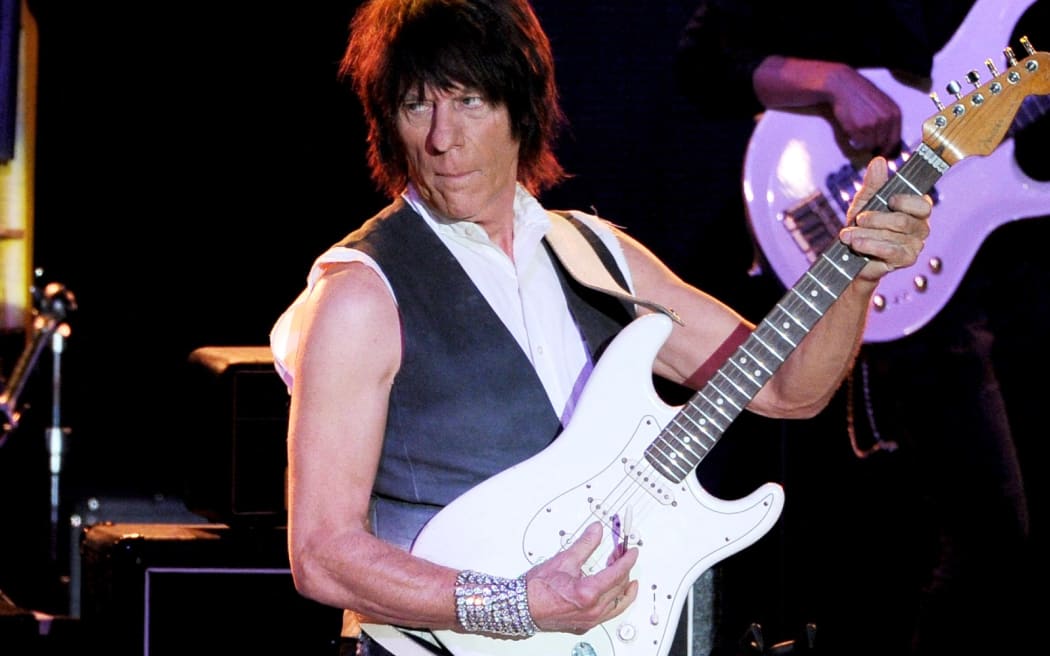 Huyền thoại guitar Jeff Beck qua đời ở tuổi 78 - Ảnh 1.
