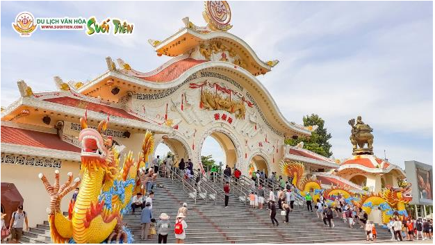 Đặc sắc hoạt động đón Xuân ở Suối Tiên - Ảnh 1. Đặc sắc hoạt động đón Xuân ở Suối Tiên - Ảnh 1.