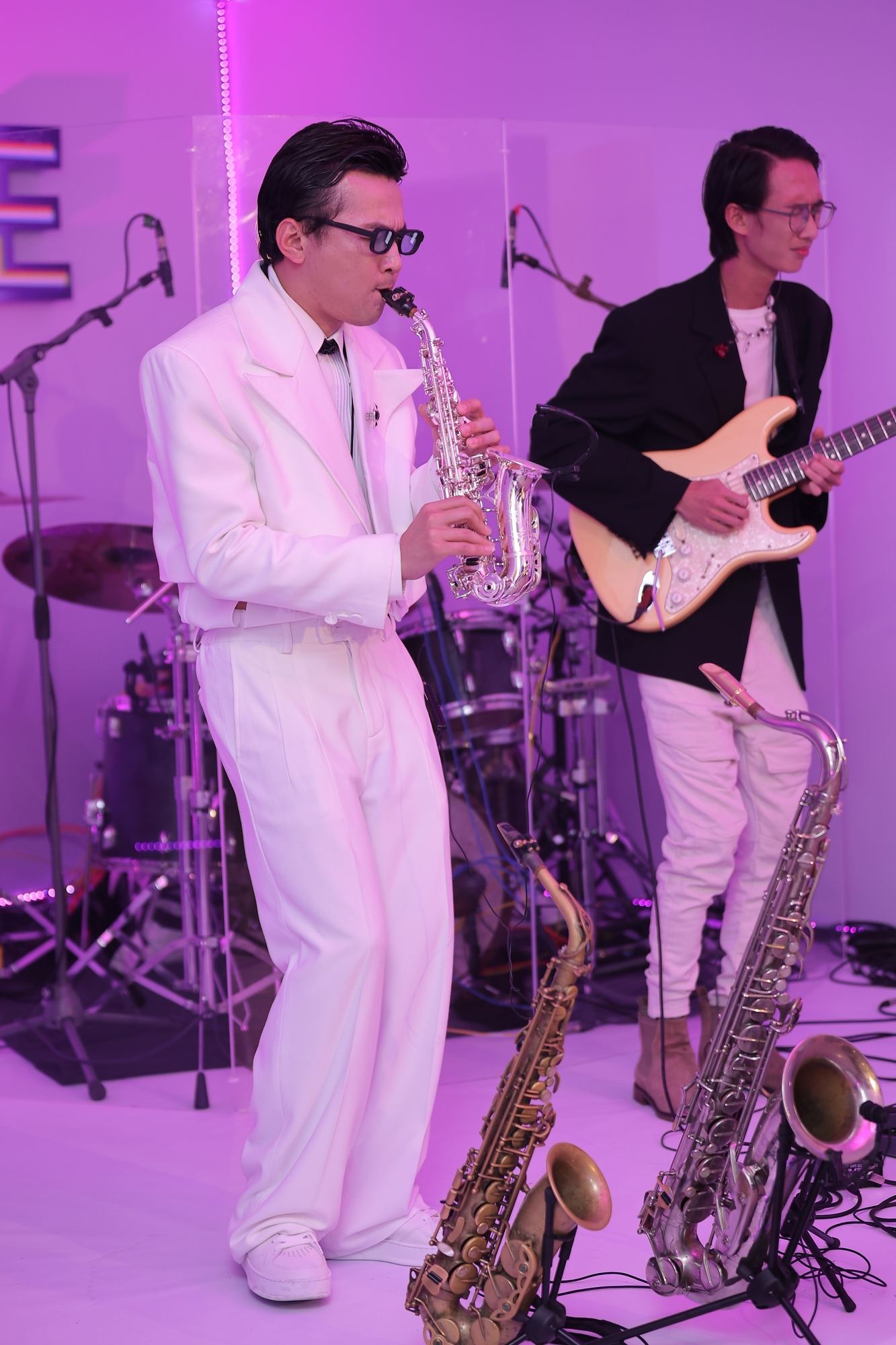 Nghệ sĩ Tùng S.A.X thổi luồng sinh khí mới cho hòa tấu saxophone trong album mới - Ảnh 3.