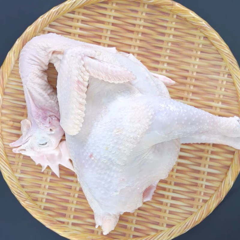 Hướng dẫn cách làm gà ủ muối hoa tiêu da giòn, thịt hồng mọng nước thơm ngon - Ảnh 2.