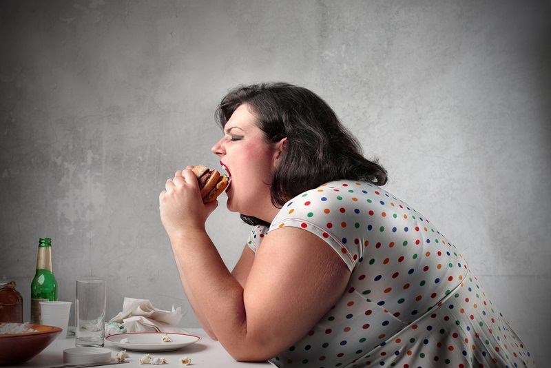 &quot;Sống healthy chẳng sợ béo phì&quot;: Cẩm nang phòng ngừa thừa cân, béo phì ở mọi lứa tuổi - Ảnh 2.