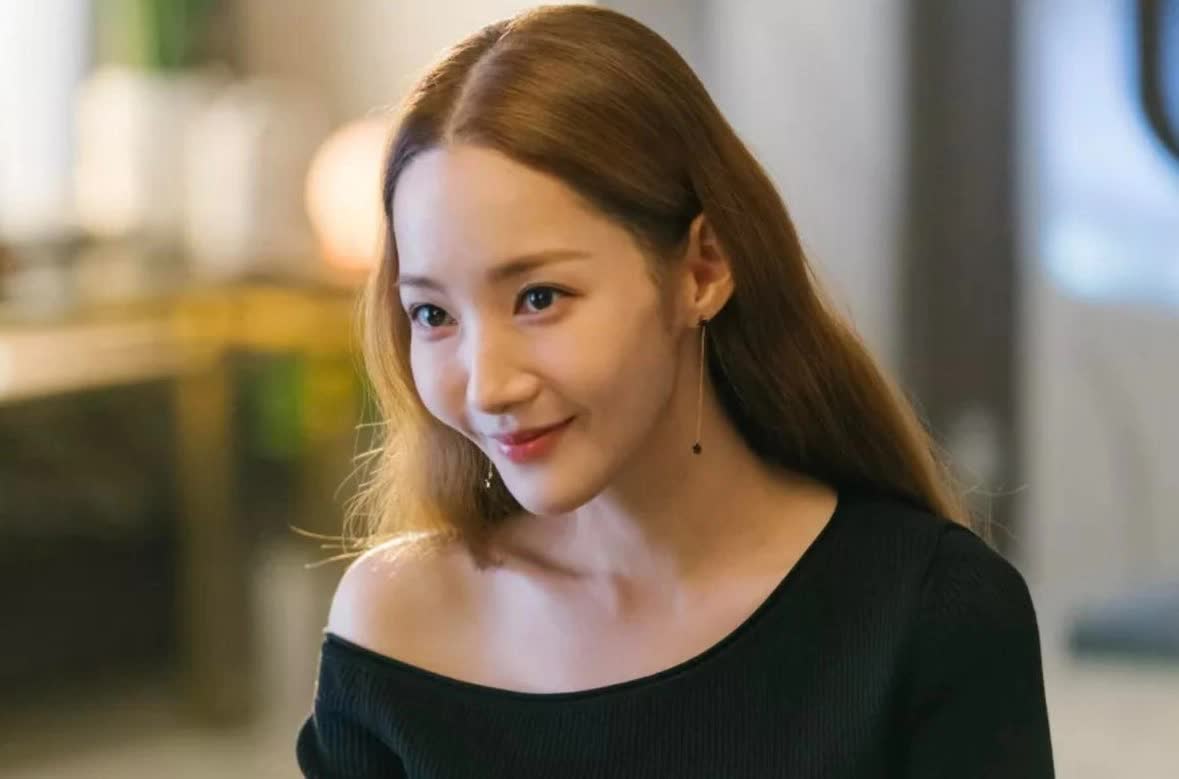 Năm 2022 không như ý của các 'chị đẹp' xứ Hàn: Son Ye Jin, Park Min Young đều chẳng thể bứt phá - Ảnh 4.