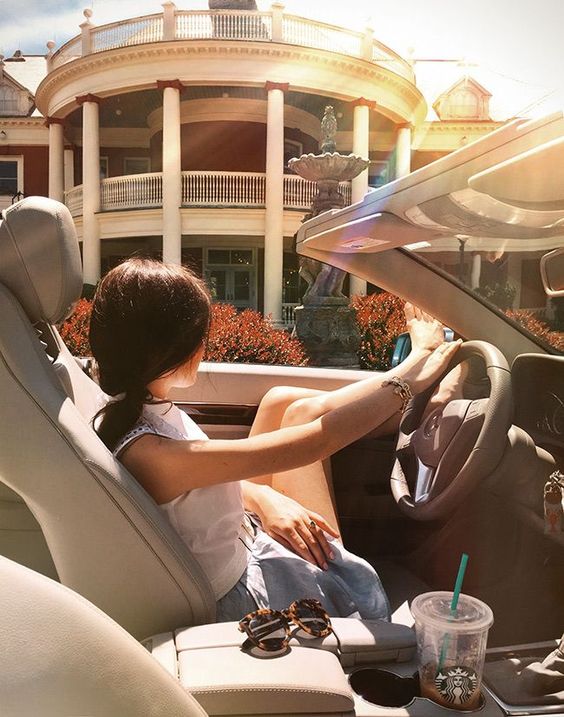 5 thói quen chi tiêu khiến thế hệ người giàu mới nổi dễ tay trắng - Ảnh 1. 5 thói quen chi tiêu khiến thế hệ người giàu mới nổi dễ tay trắng - Ảnh 1.