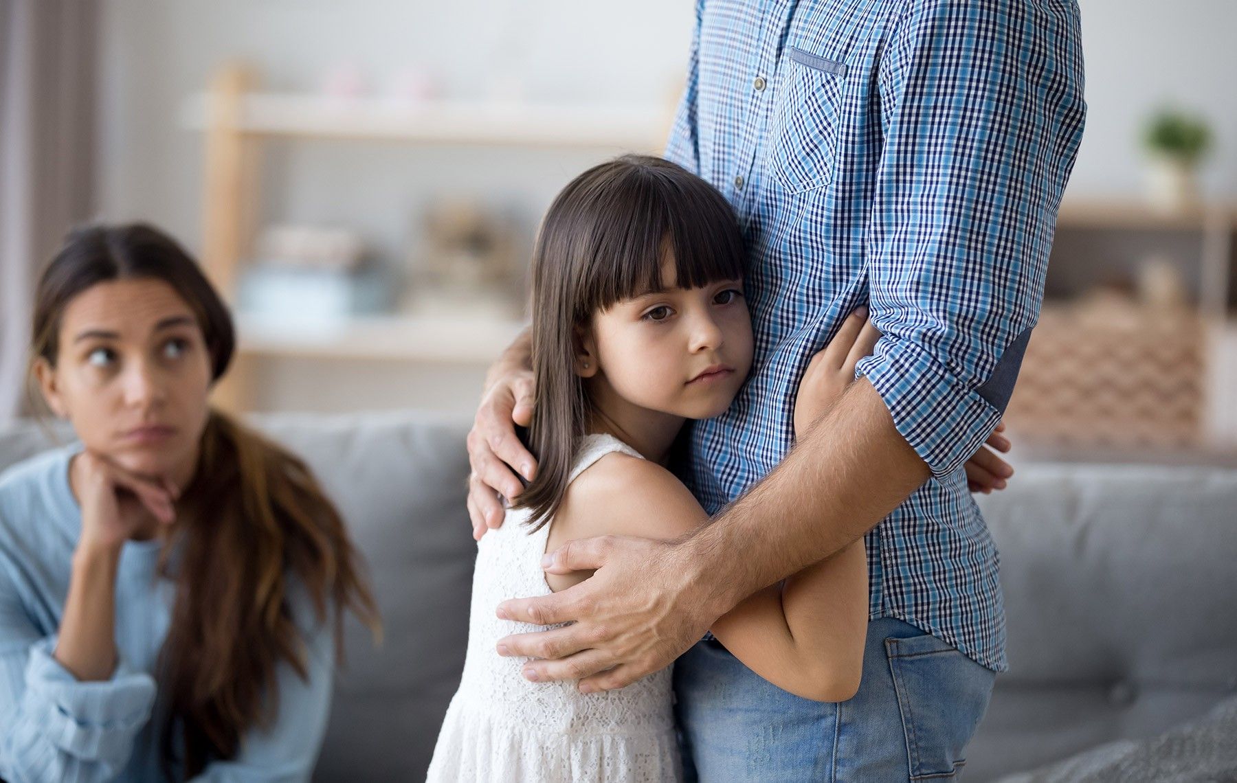 Chuyên gia tâm lý: Trẻ có quan hệ không tốt với bố sẽ mắc 4 khuyết điểm khi lớn lên - Ảnh 1. Chuyên gia tâm lý: Trẻ có quan hệ không tốt với bố sẽ mắc 4 khuyết điểm khi lớn lên - Ảnh 1.