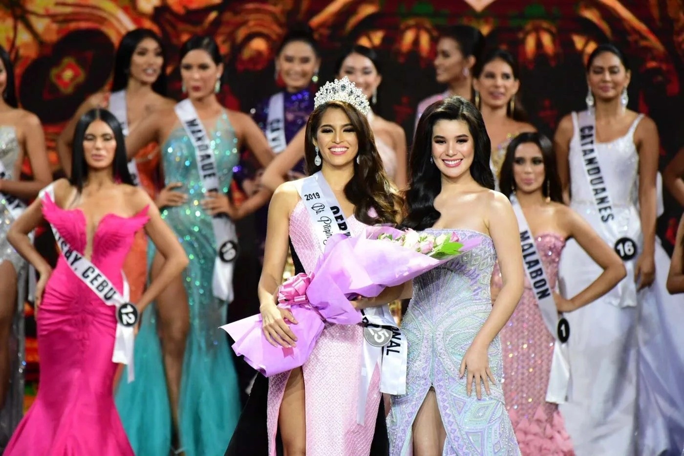 Hoa hậu Hòa bình Philippines công khai bạn gái đồng tính - Ảnh 1.