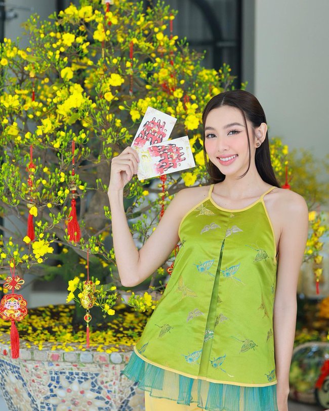 Áo dài local brand được sao Việt diện Mùng 1 Tết: thiết kế điệu đà siêu đẹp mắt, giá lại cực kỳ phải chăng - Ảnh 7.