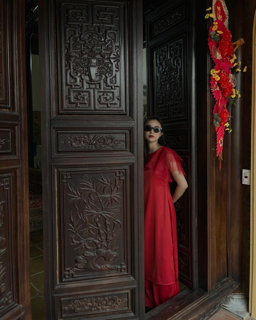 Sao Việt đọ sắc với áo dài vào mùng 1: Bên dịu dàng nữ tính, bên phá cách hiện đại - Ảnh 10.