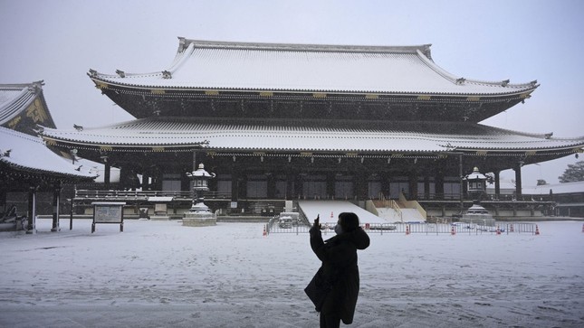 Lạnh âm 53 độ C ở Trung Quốc, Nhật Bản và Hàn Quốc - Ảnh 2.