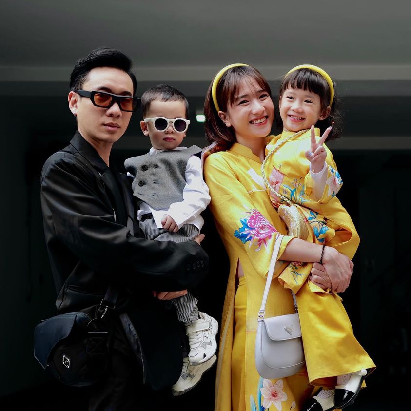 Sao Việt du xuân cùng con: Gia đình Thuỷ Anh - Đăng Khôi "check in" Hồ Gươm đẹp như trời Tây, diễn viên Đan Lê cùng cả nhà tránh đông tại resort 5 sao Nha Trang - Ảnh 8. Sao Việt du xuân cùng con: Gia đình Thuỷ Anh - Đăng Khôi "check in" Hồ Gươm đẹp như trời Tây, diễn viên Đan Lê cùng cả nhà tránh đông tại resort 5 sao Nha Trang - Ảnh 8.