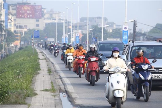 Hà Nội tiếp tục phân luồng giao thông đường Âu Cơ từ ngày 1/2 - Ảnh 1.