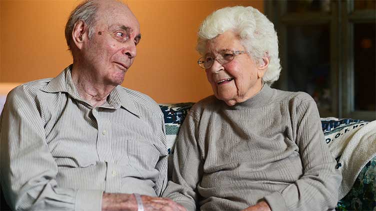 Cặp đôi kết hôn 80 năm chia sẻ bí quyết hạnh phúc cực độc đáo mà bất cứ ai cũng có thể học hỏi - Ảnh 3.