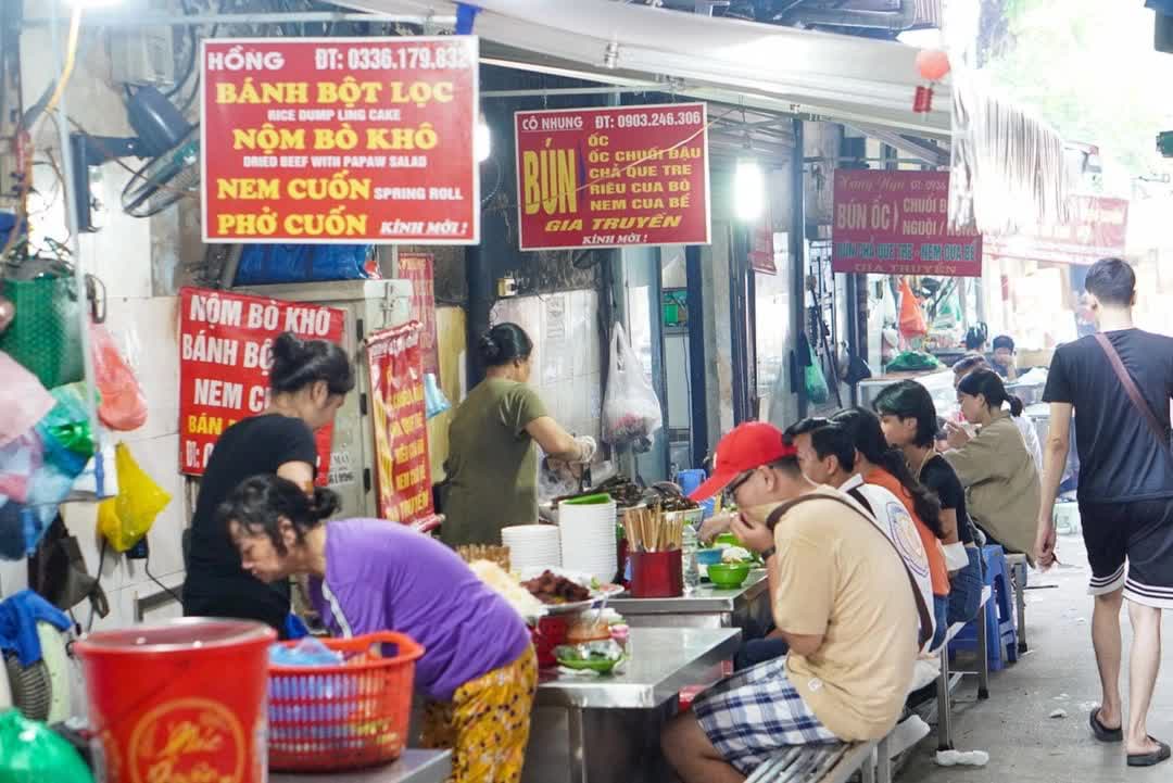 5 ngõ ẩm thực trên phố cổ Hà Nội có lẽ không nên bỏ qua - Ảnh 1.