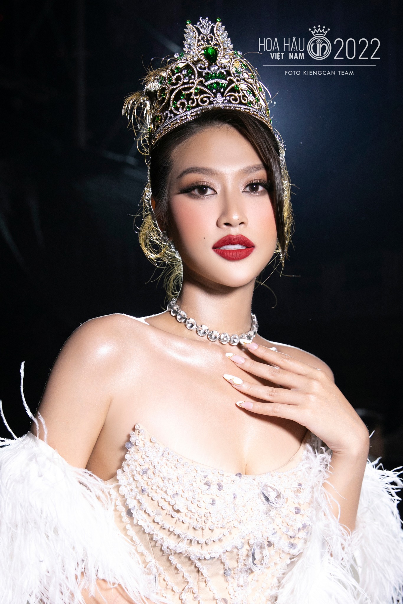 Hoa hậu Thiên Ân bị tố đạo văn khi thi Miss Grand Vietnam, đơn vị huấn luyện tiếng Anh nói gì?  - Ảnh 2.