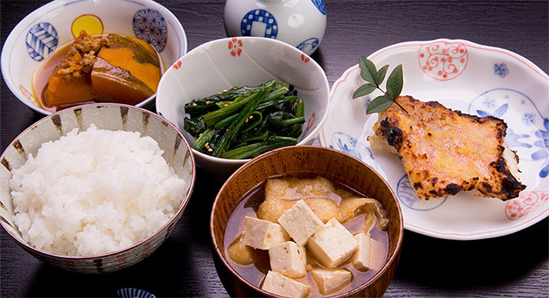5 món rau củ phụ nữ Nhật hay ăn để cấp ẩm da và ngừa ung thư, ngày Tết nên mua nhiều hơn - Ảnh 1.