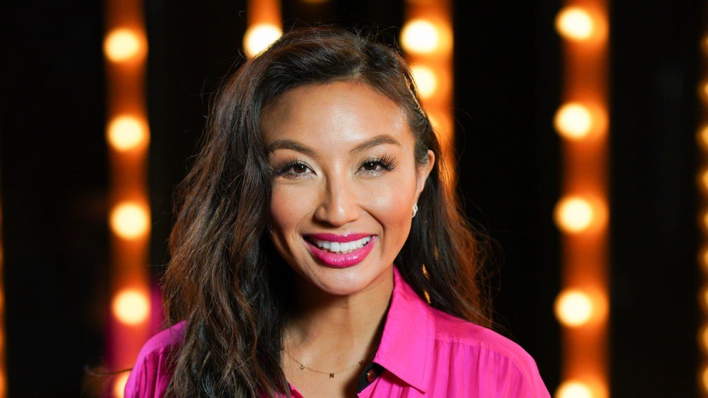 jeannie-mai-1-1014x570-5427-1672976395015-16729763960561236749348.jpg