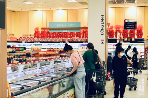 Hệ thống siêu thị AEON tung nhiều ưu đãi, mở cửa xuyên Tết phục vụ khách hàng mua sắm - Ảnh 1.