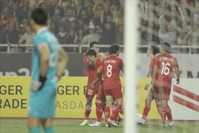 Tiến Linh lập cú đúp, Việt Nam giành vé vào chung kết AFF Cup 2022 - Ảnh 3.