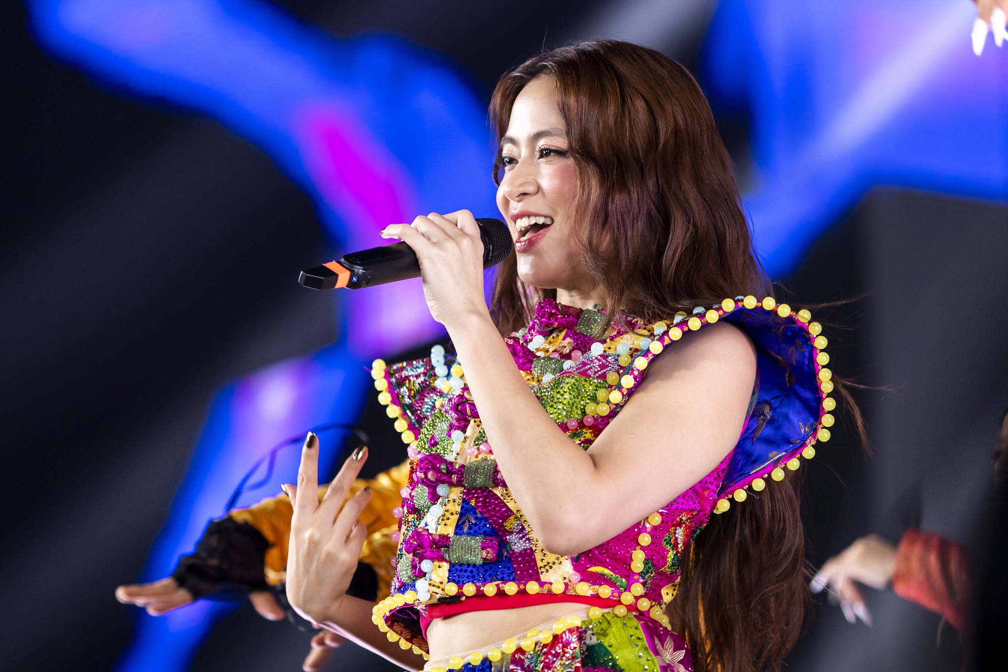 Tóm gọn Hoàng Thuỳ Linh và Đen Vâu hậu concert: Nam rapper vội vã ra về, đàng gái thì sao? - Ảnh 5. Tóm gọn Hoàng Thuỳ Linh và Đen Vâu hậu concert: Nam rapper vội vã ra về, đàng gái thì sao? - Ảnh 5.